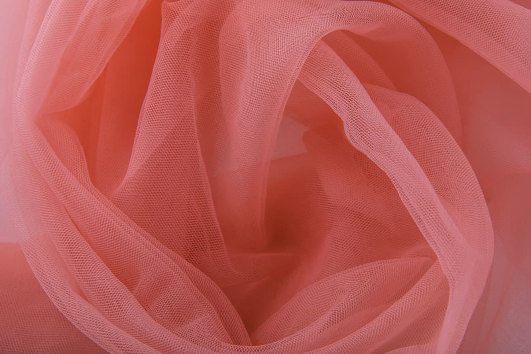 《致芳华2》首映李梦化身莫郁华羞涩表白金世佳